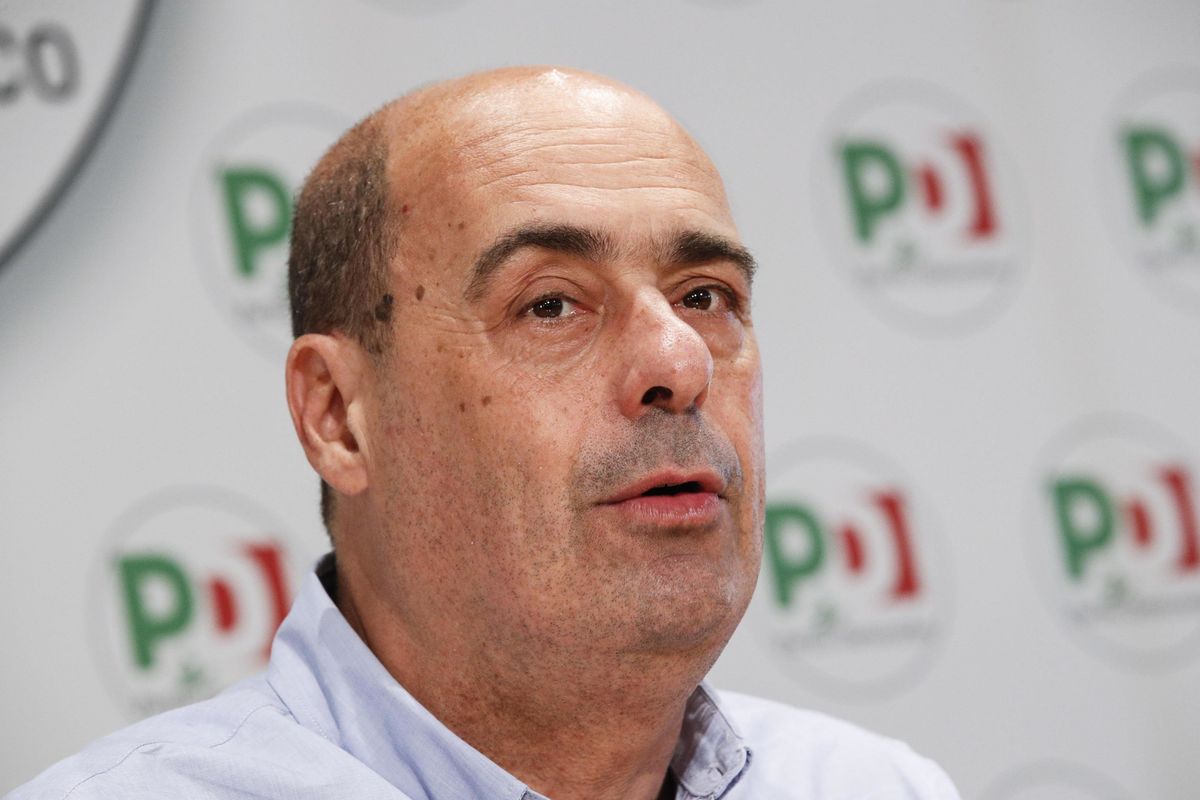 La capriola del Bullo: «Folle il voto subito, è meglio un governo». E il Pd va in pezzi