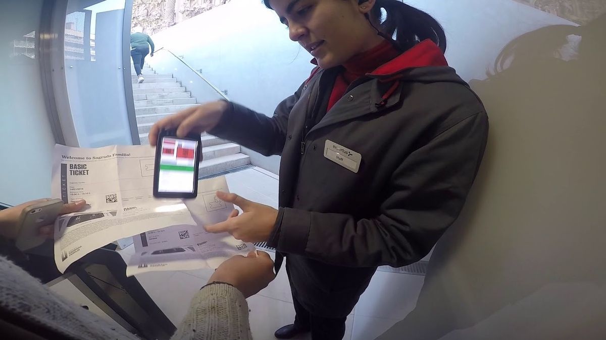 Come visitare le attrazioni turistiche più belle al mondo senza fare code