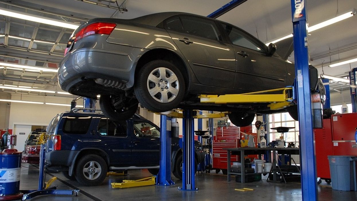 People Share Their Worst 'You're Kidding Me' Car Mechanic Stories