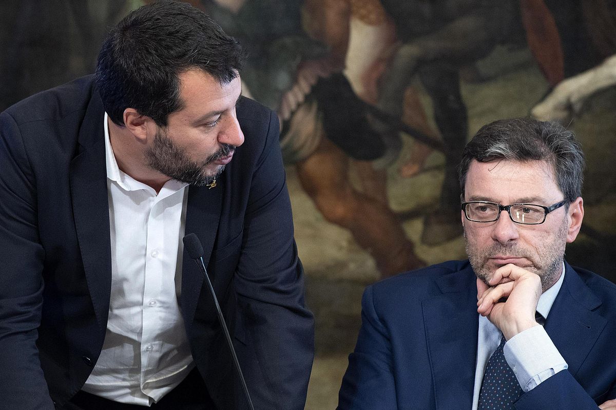 Giorgetti punzecchia: «Salvini ha deciso da solo sulla sfiducia»