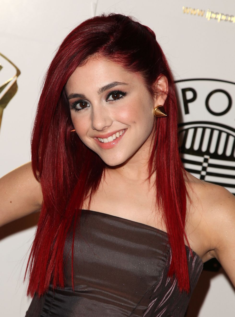 Ariana Grande's recent hairstyle is such a Nickelodeon throwback