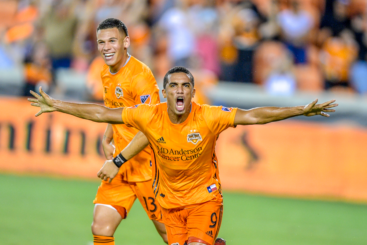 Dynamo stop the bleeding with home draw; La Liga, Bundesliga kick off