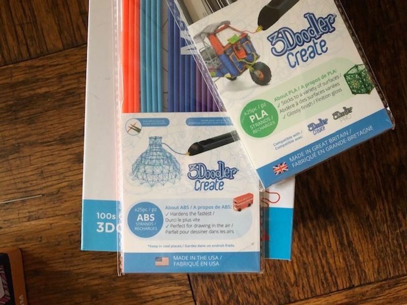  3Doodler Start Essentials 3D Pen Set For Kids with Free Refill  Filament - STEM Toy For Boys & Girls, Age 6 & Up - Toy of The Year Award  Winner 