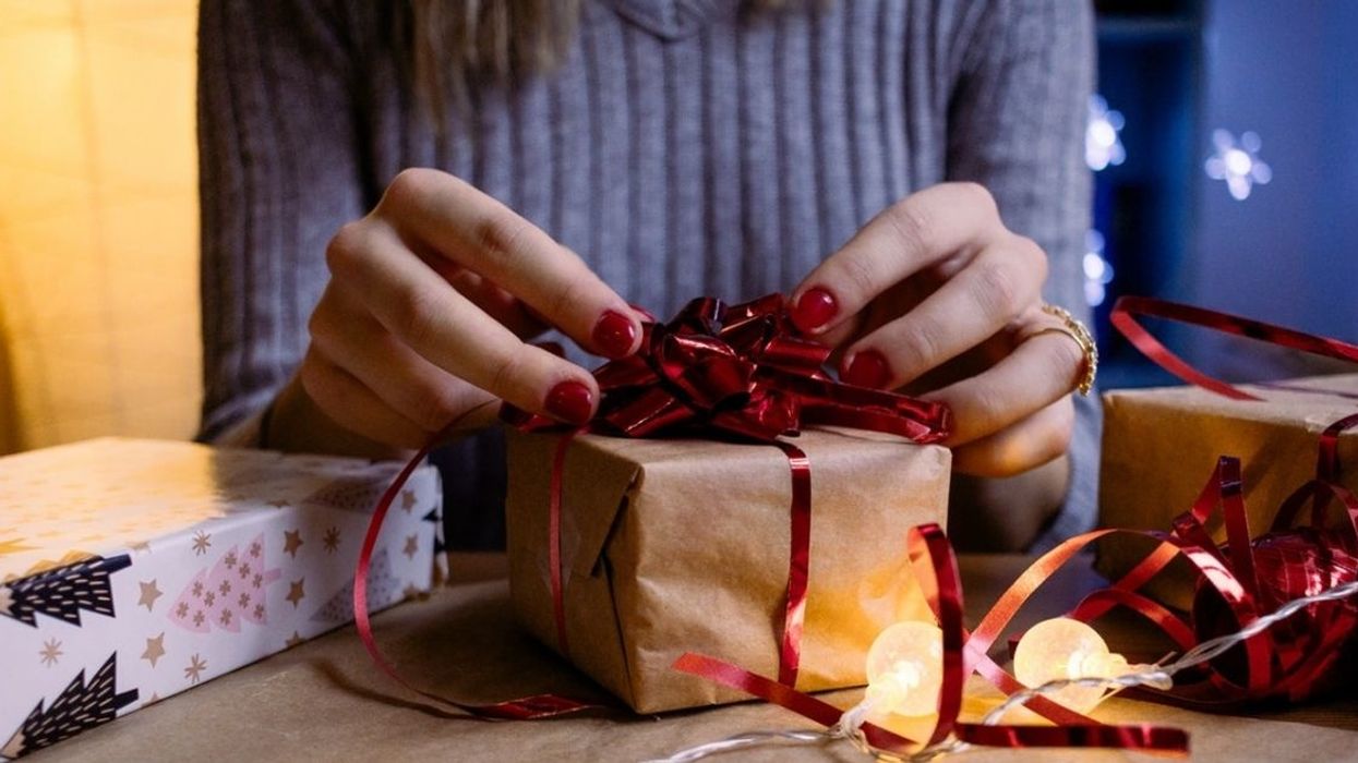 People Share The Most Insulting Gift They've Ever Received