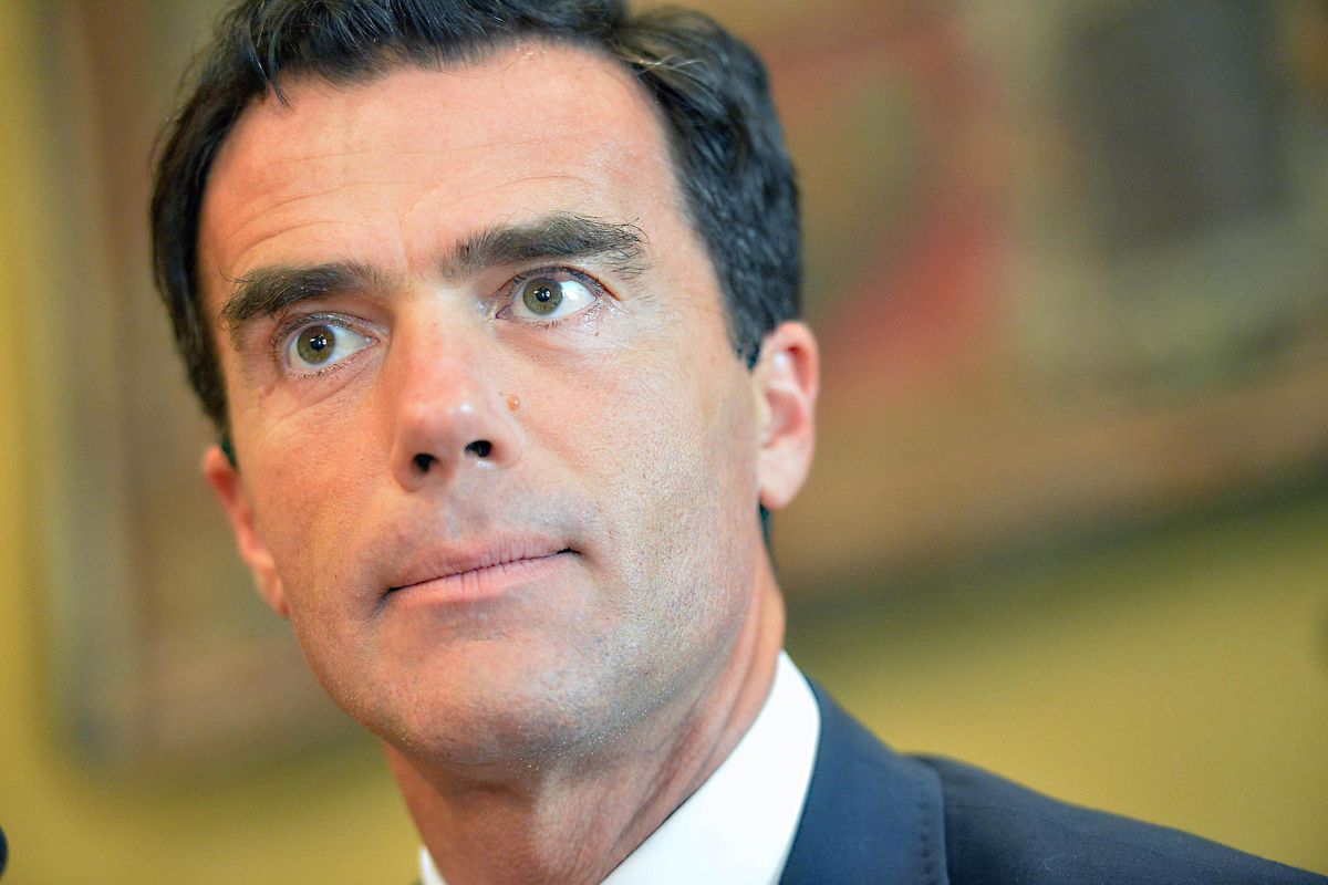 Gozi (Pd) è una minaccia per l’Italia.
Non può stare nel governo francese