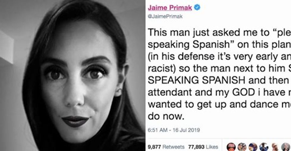 Racist tells woman on plane 'stop speaking Spanish' so other passengers start speaking Spanish.