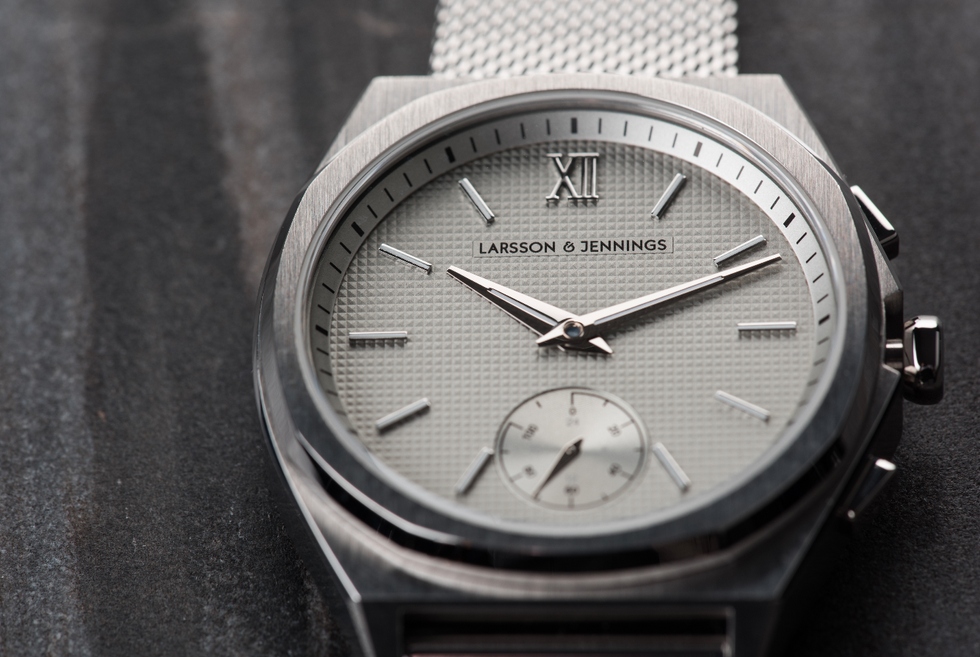 Photo of the Wave hybrid smartwatch by Larsson & Jennings