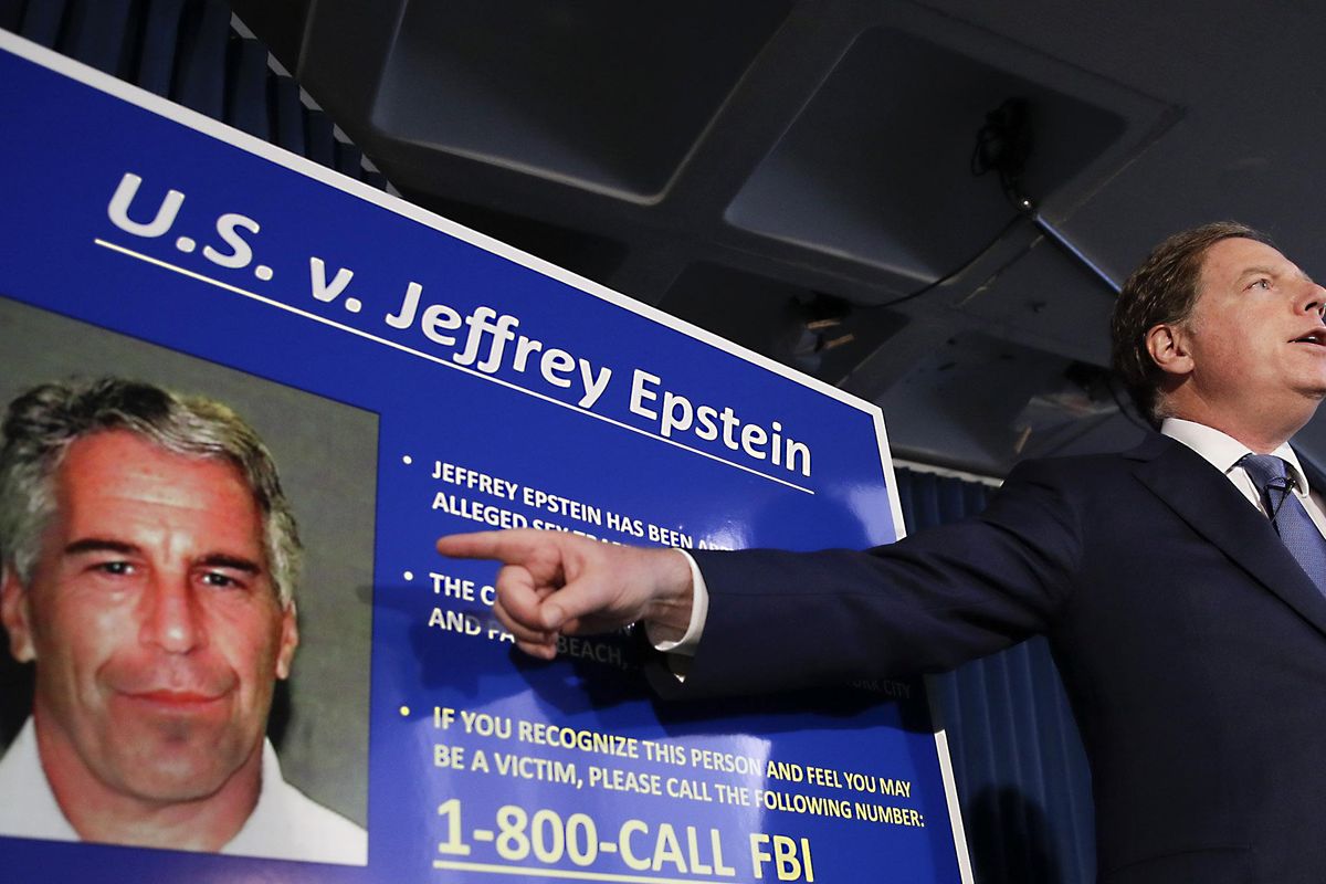 Il piano horror di mister Epstein: migliorare la razza con il suo seme