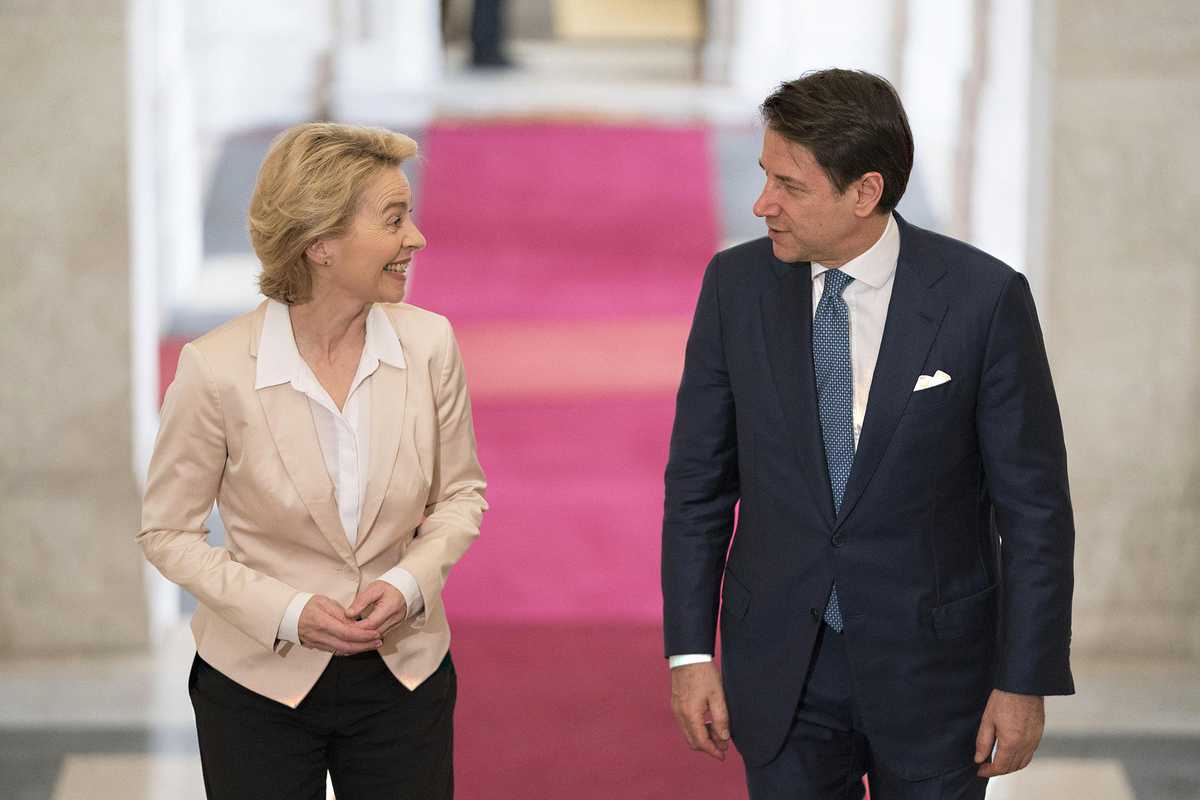 Salvini svela la lista dei candidati Ue. In cima spunta il nome di Garavaglia