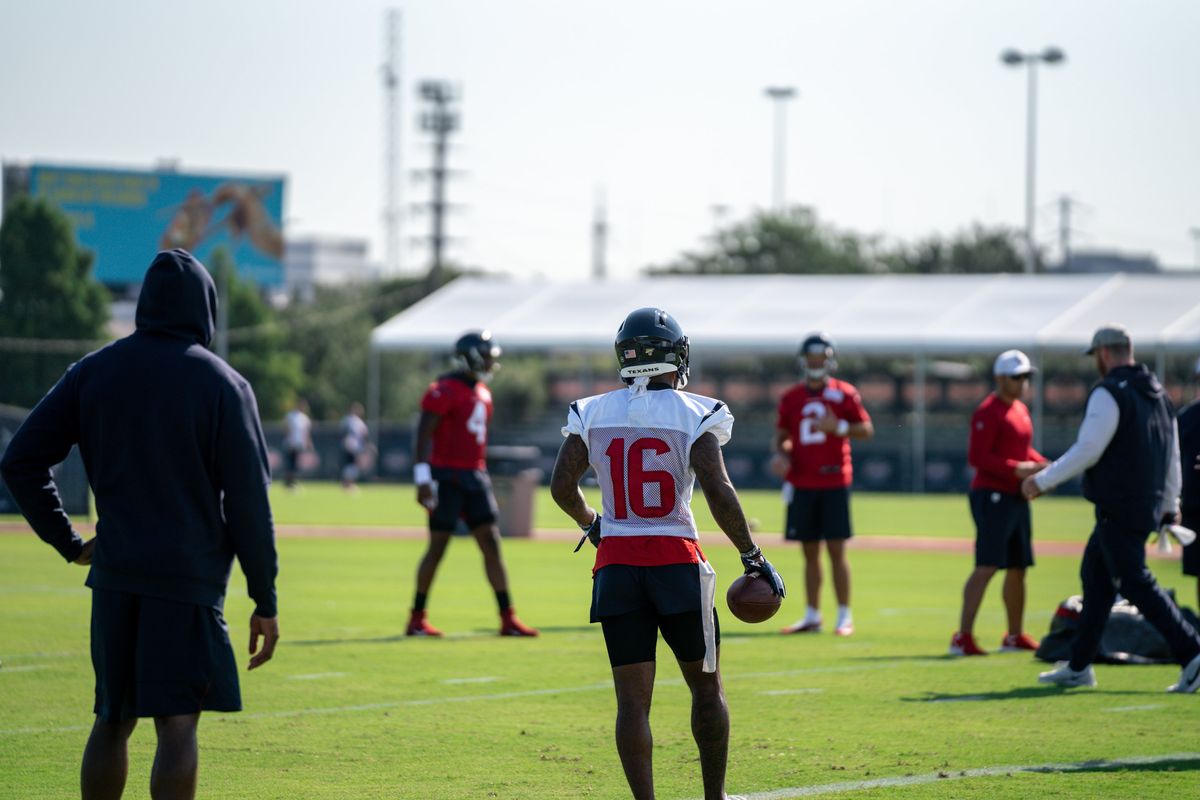 11 observations from Texans training camp, Aug. 3
