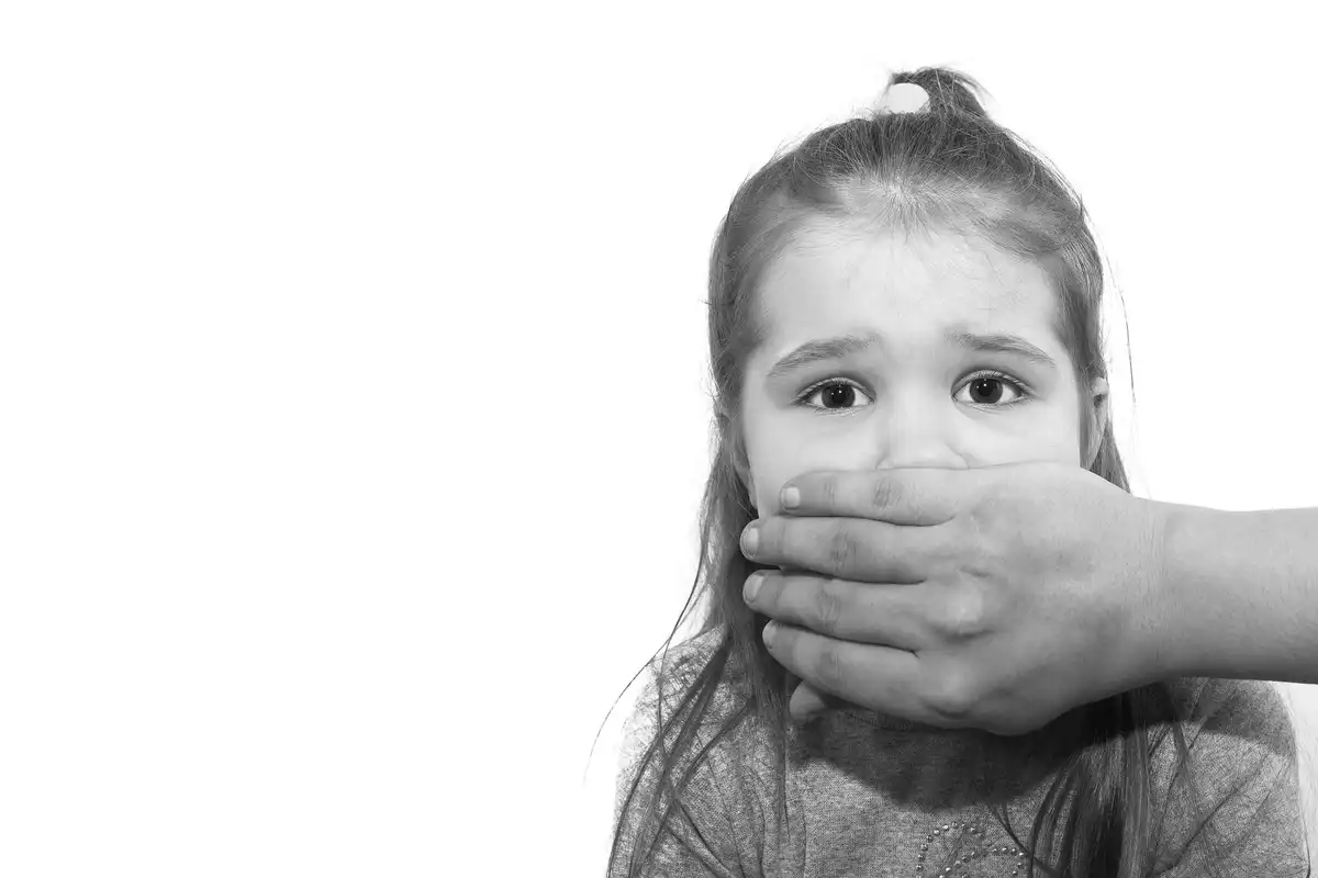 Le indagini sui bimbi rubati partono male