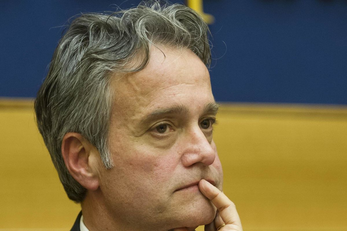 «Il partito dell’anti polizia
vorrebbe impedire agli agenti di difendersi»