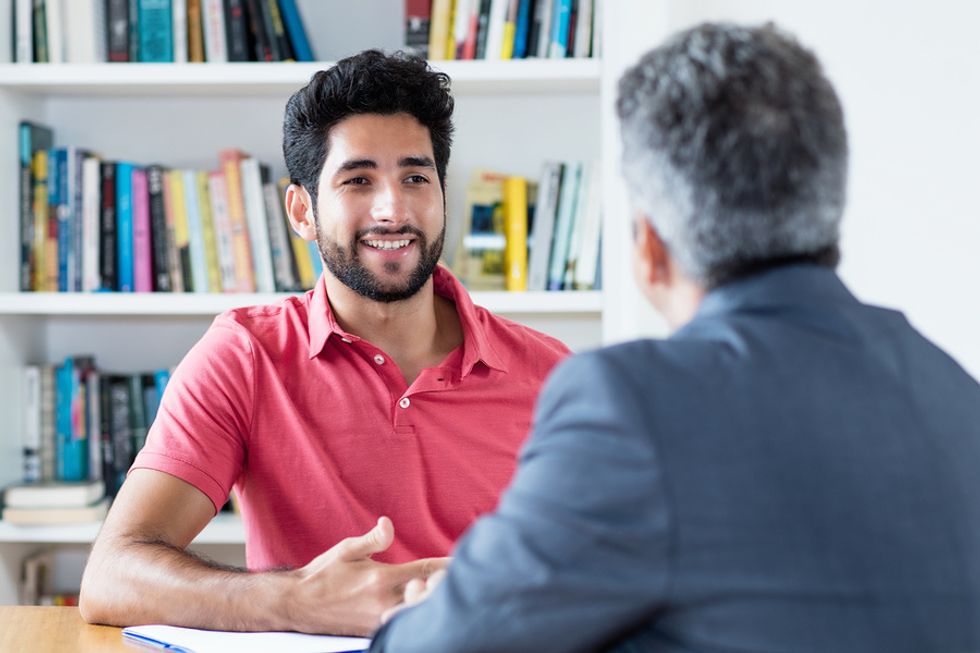 Job candidate tries to be memorable during an interview