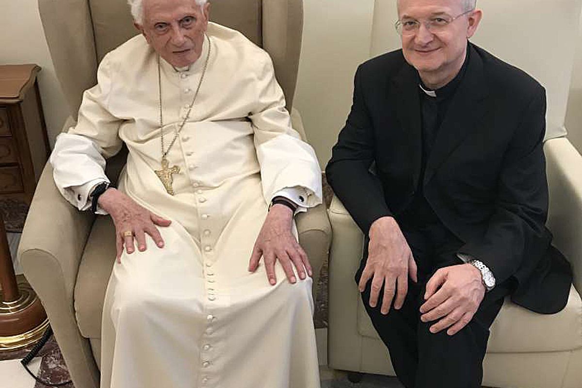 Ratzinger si schiera con gli epurati del GPII