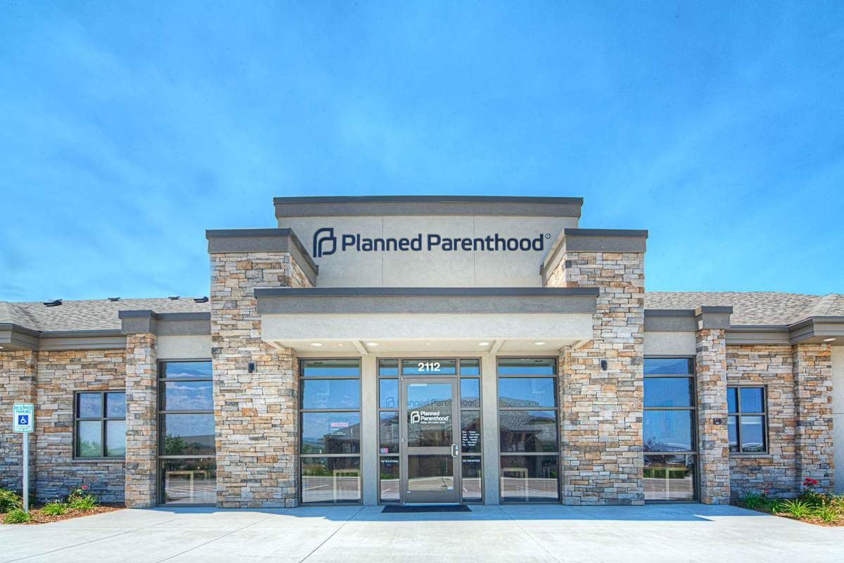 Right-Wing Meme Site Fast Becoming Premier Destination For Would-Be Abortion Clinic Bombers