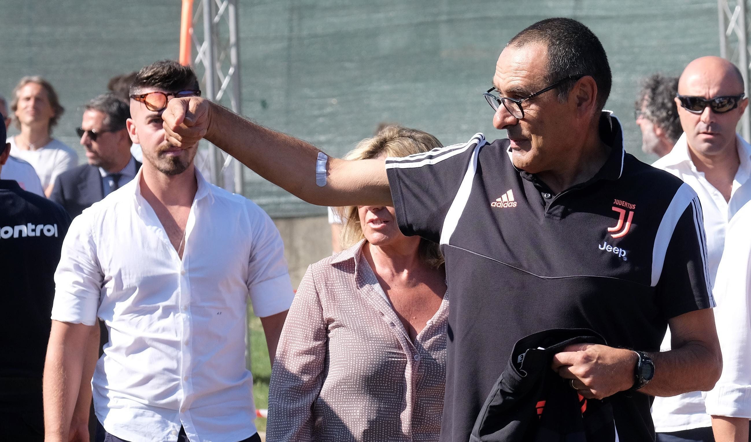 Sarri fuori e spogliatoio strapieno. La Juve invincibile si scopre fragile