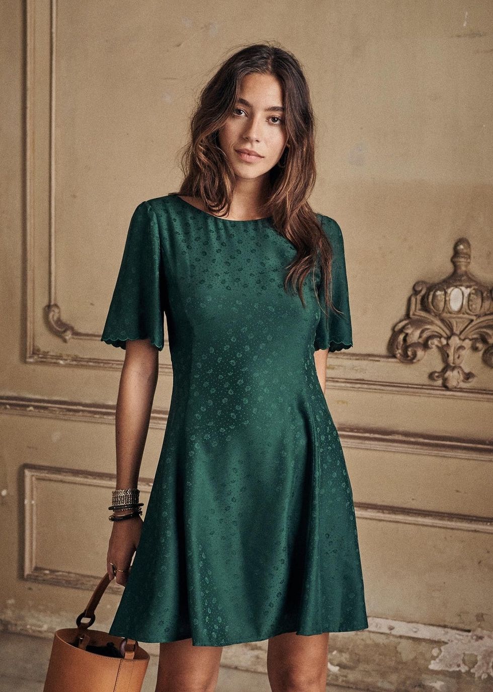 16 Wedding Guest Outfits For Babes With Big Boobs Brit Co