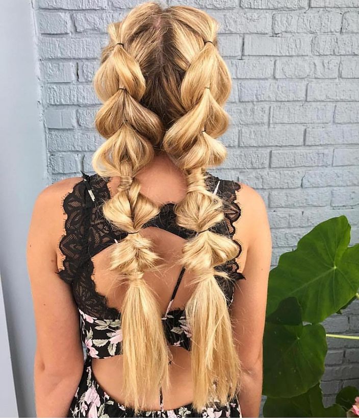 9 Bubble Braids That Ll Have You Reaching For Your Hair Ties Brit Co At first glance, the bubble braids seem to be complicated to create, but, in fact, they only look so. 9 bubble braids that ll have you