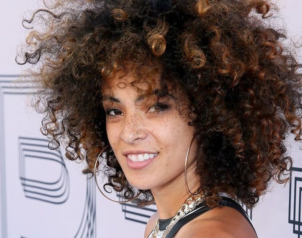 19 Celebrities Who Rock Natural Hair Brit Co