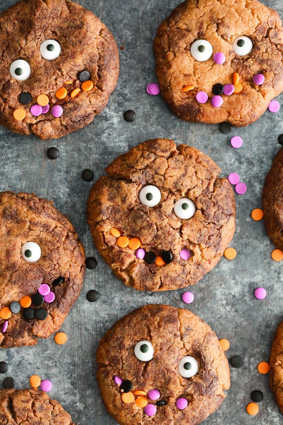 23 Easy Haunting Halloween Dessert Recipes To Start Making Rn Brit Co