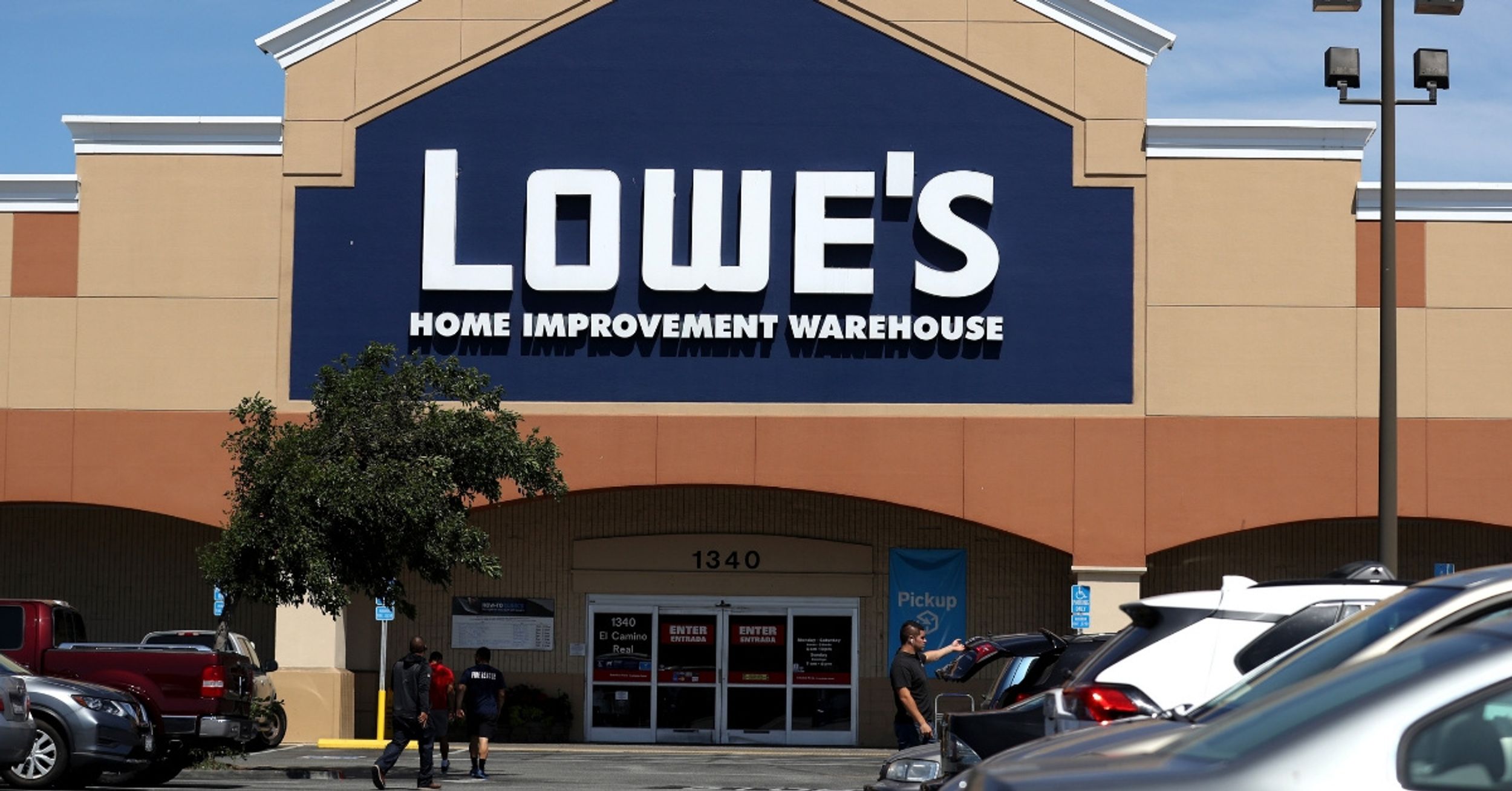 Lowe's Executive Apologizes For Saying Drill Is Perfect For 'Hispanic Pros With Small Hands' Following Backlash