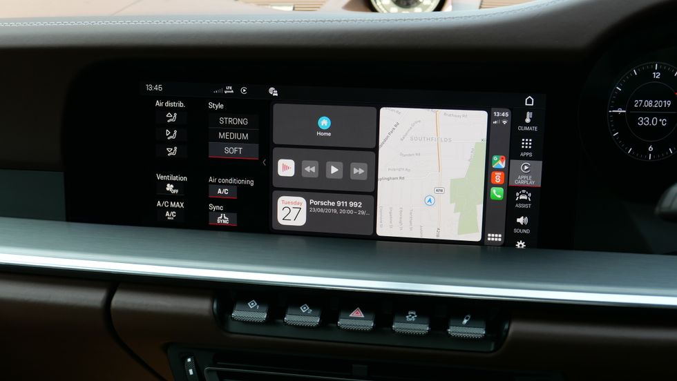 Apple CarPlay with iOS 13