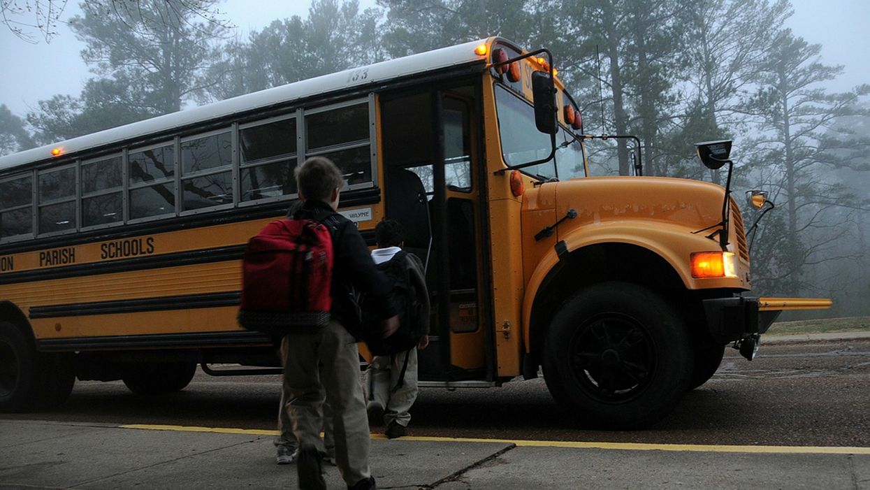 Louisiana woman offers free 'breakfast at the bus stop' for neighborhood kids