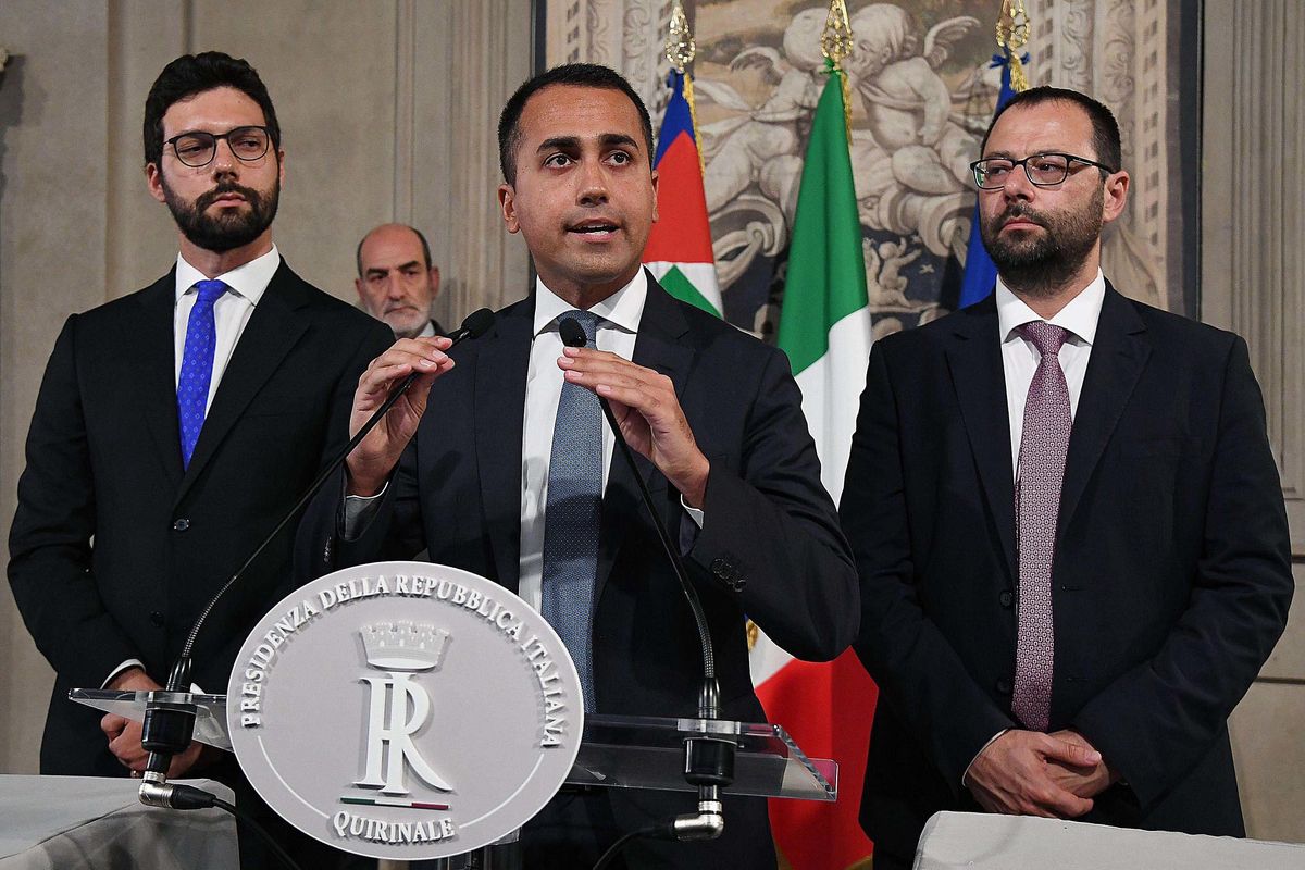 Di Maio impone altri 20 punti ai dem: «Senza, si può pure tornare al voto»