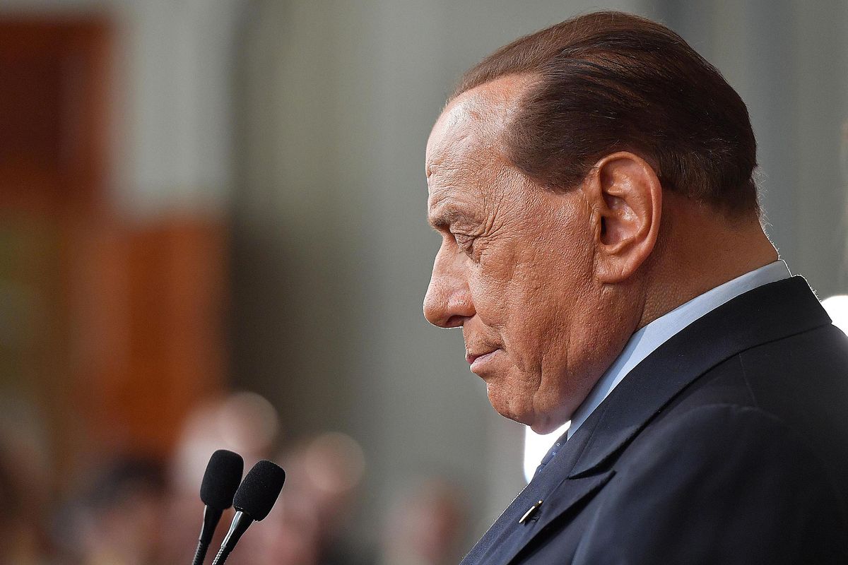 Berlusconi tentato dall’appoggio esterno. In cambio all’Agcom non ci saranno nemici