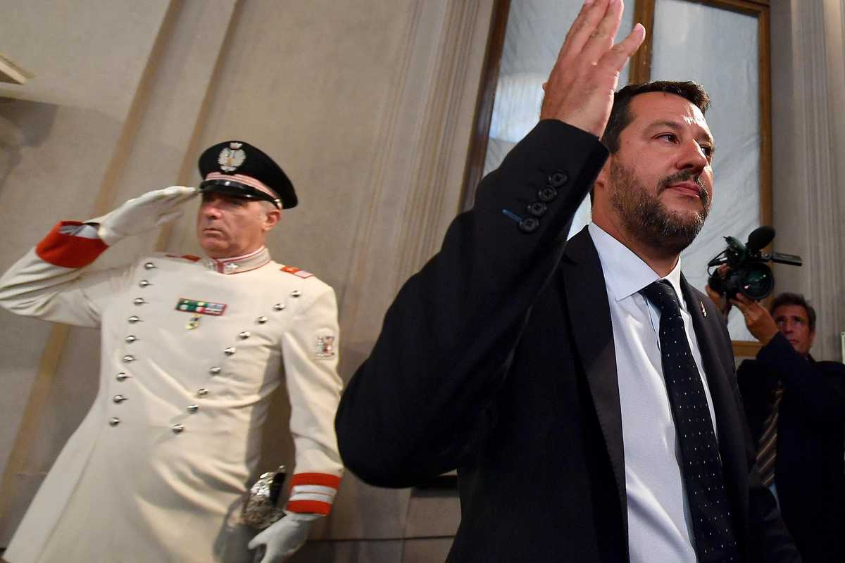 Il governo del «cucù, Salvini non c’è più»
