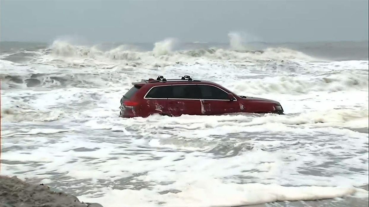 A red jeep got stuck on Myrtle Beach before Hurricane Dorian, and the internet is having way too much fun