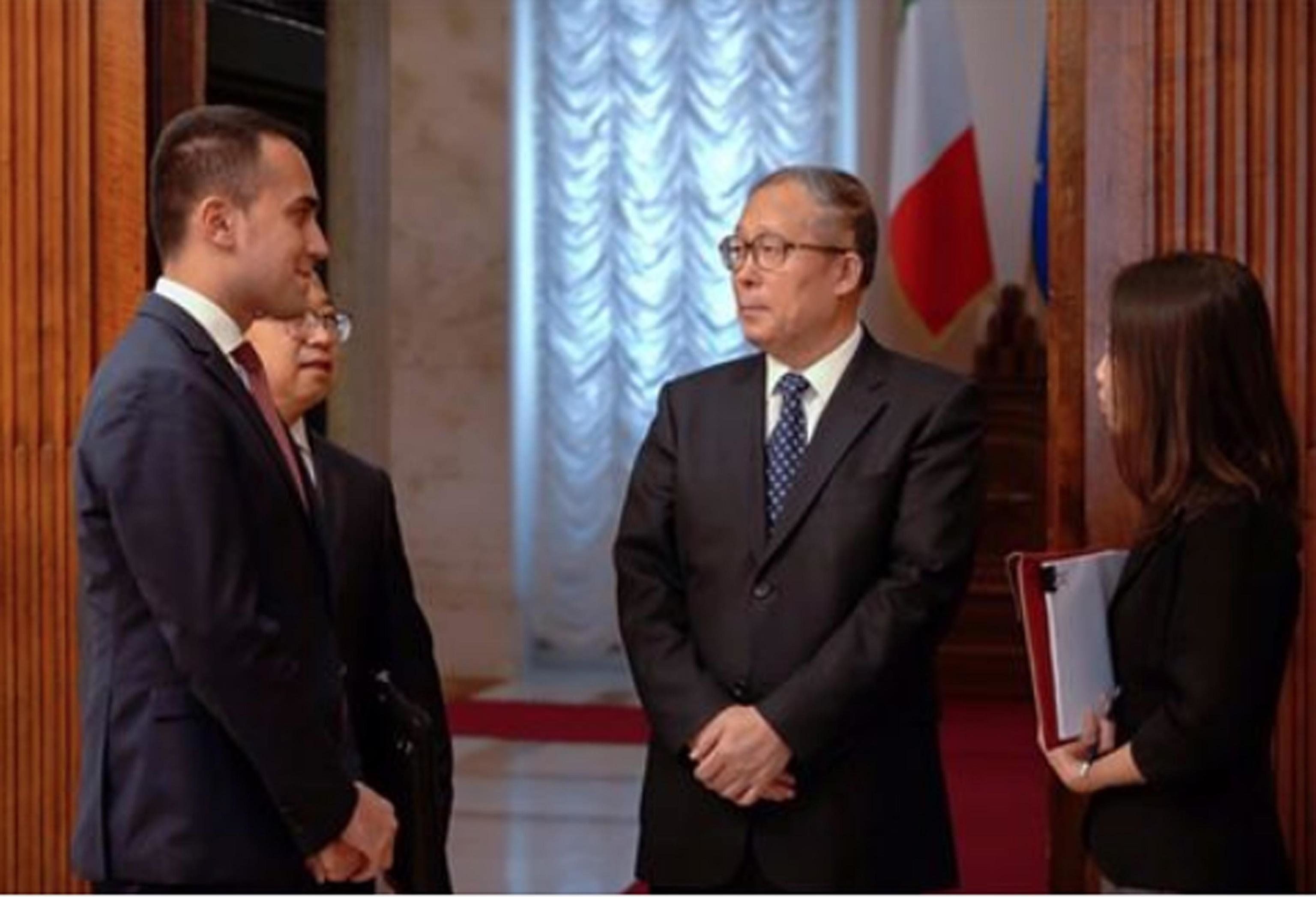 Farnesina, il garante della Via della Seta a guardia di Di Maio per placare Pechino