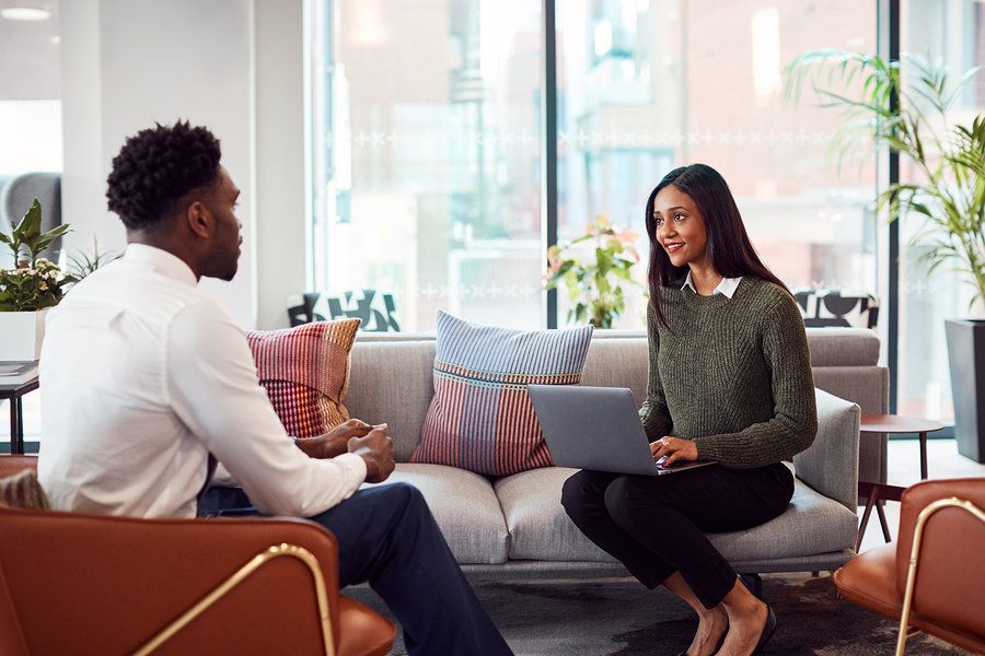 Job candidate conveys he's a loyal employee in an interview