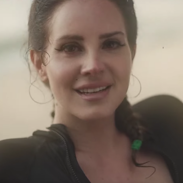 Lana Del Rey Is Dating a Hot Cop