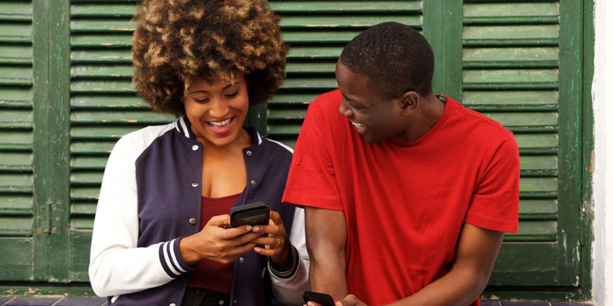 I Stopped Texting My Partner For A Week & Our Relationship Changed Completely