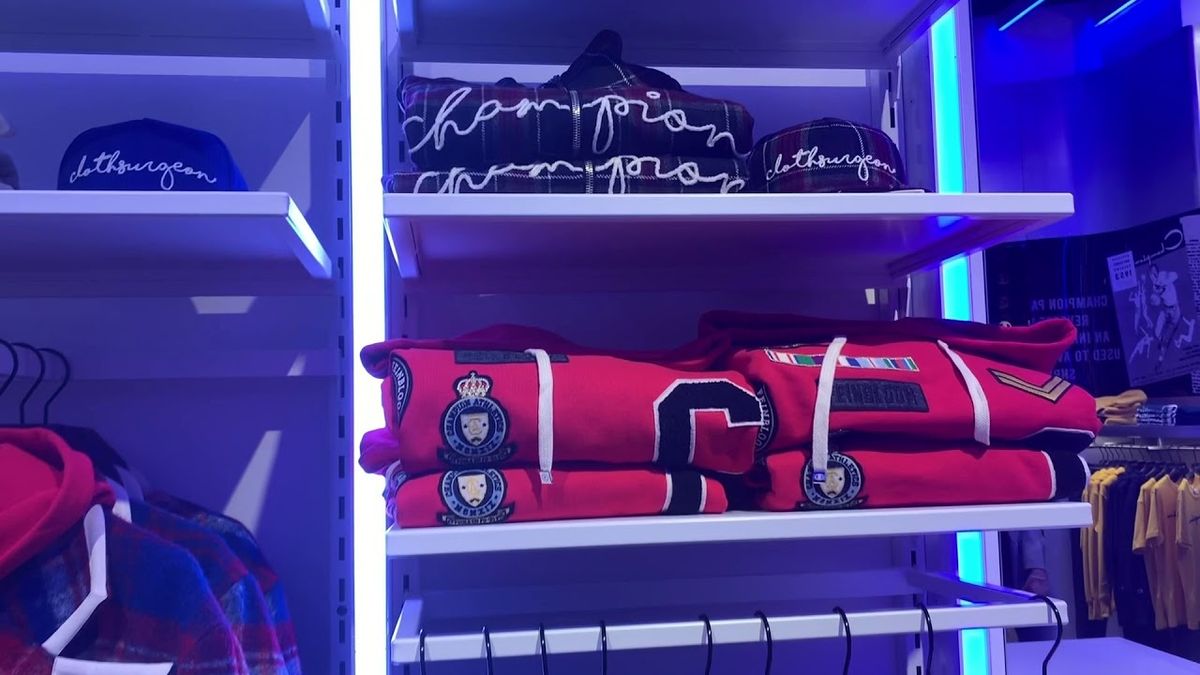 Per i suoi 100 anni Champion debutta nello streetstyle