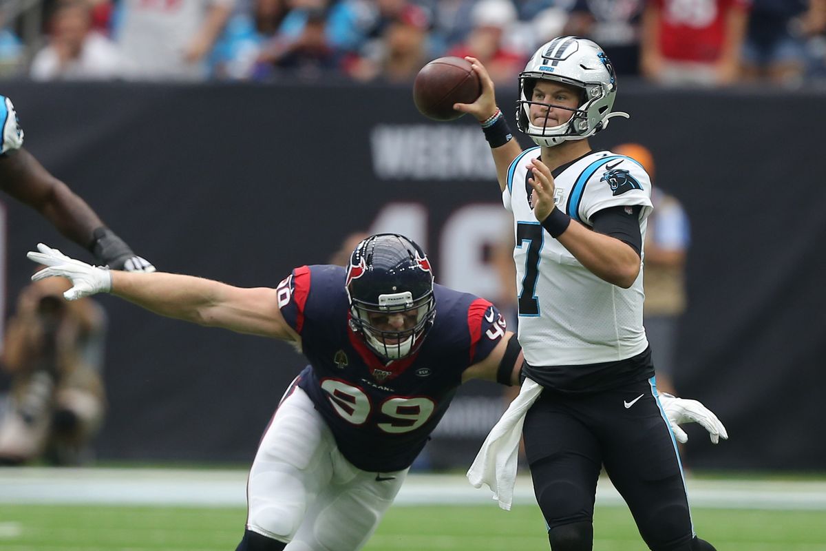 Texans dismal performance on offense leads to 16-10 loss to Panthers