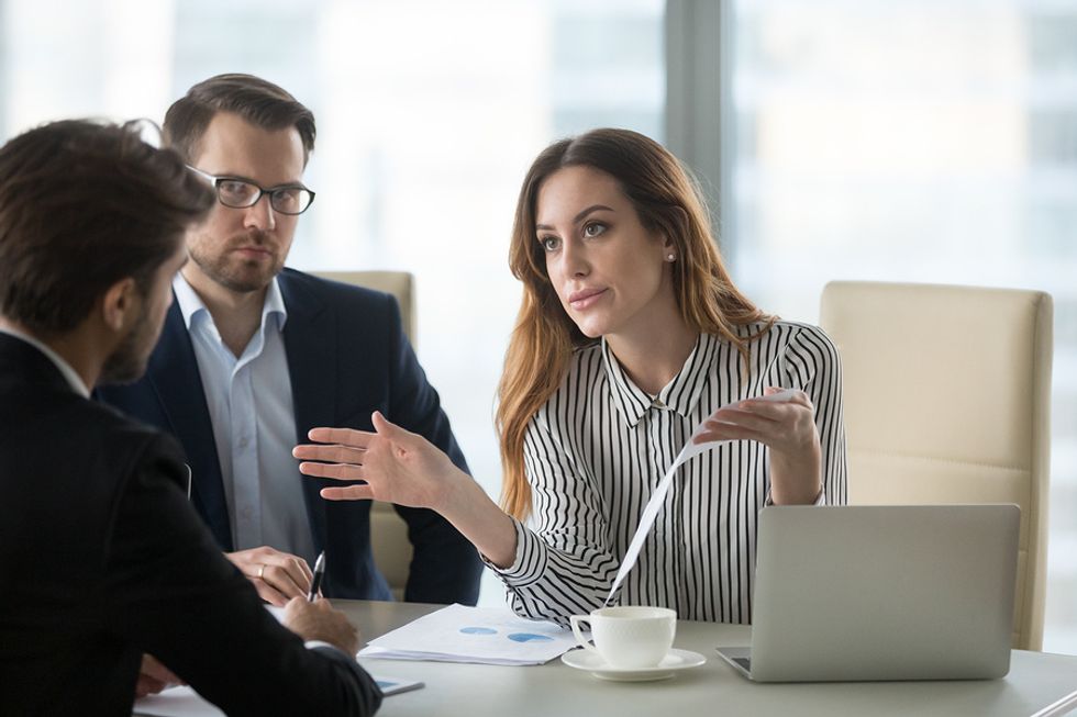 Female leader tackles conflicts at work