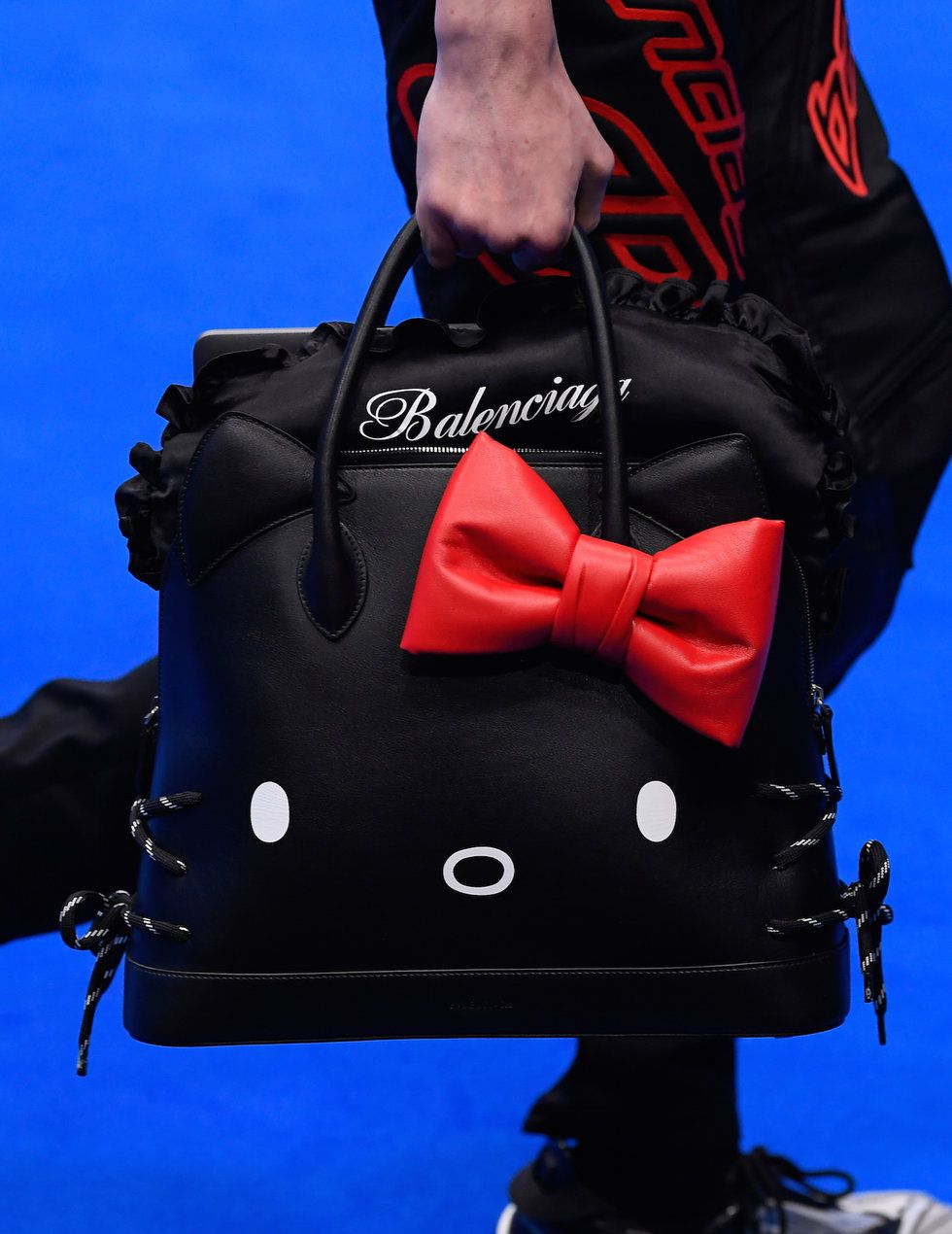 Tas branded Hello Kitty Tas branded Hello Kitty