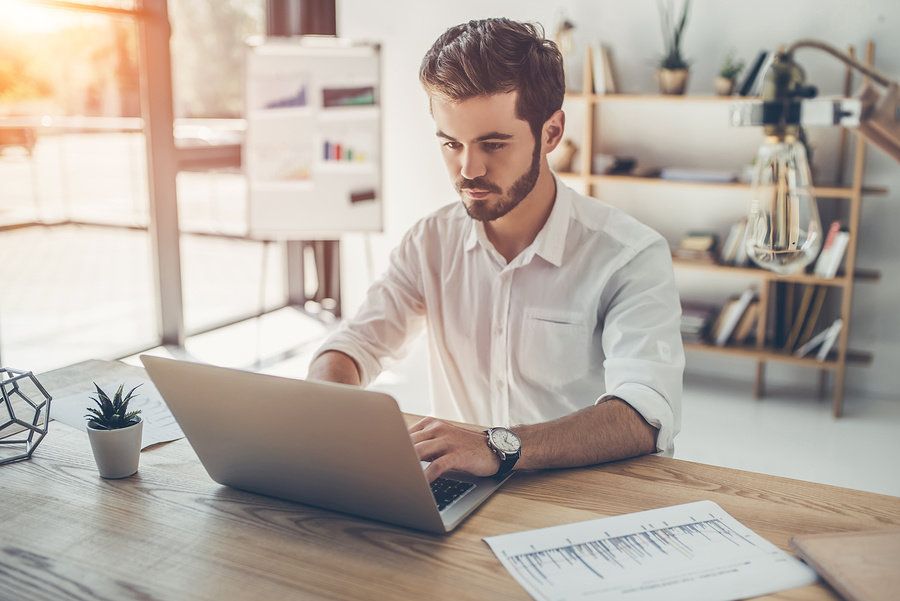 Job candidate writes a follow up thank you note after an interview