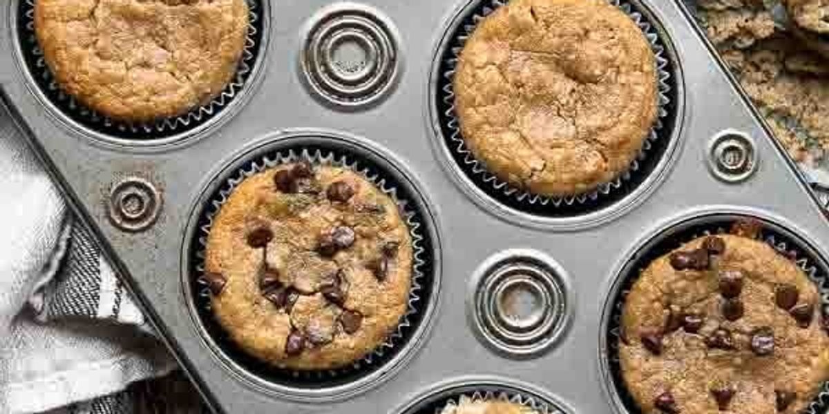 (Amazing!) Almond Flour Muffins | Fluffy Almond Flour Banana Muffins