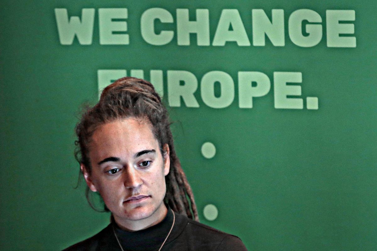 L’Ue onora Carola che ha sfregiato l’Italia