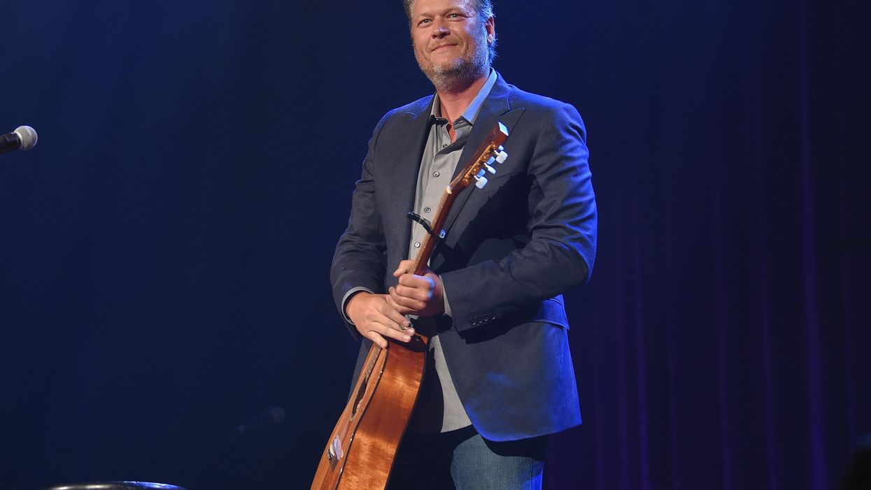 Blake Shelton donates $150,000 to Oklahoma food bank fundraiser