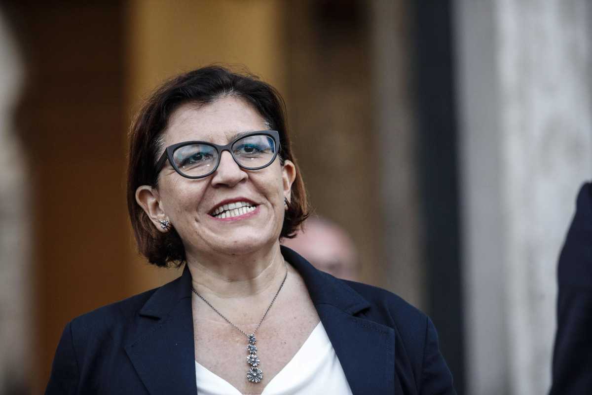 Troppe risse grilline, niente sottosegretari: «Ignobile mercato»