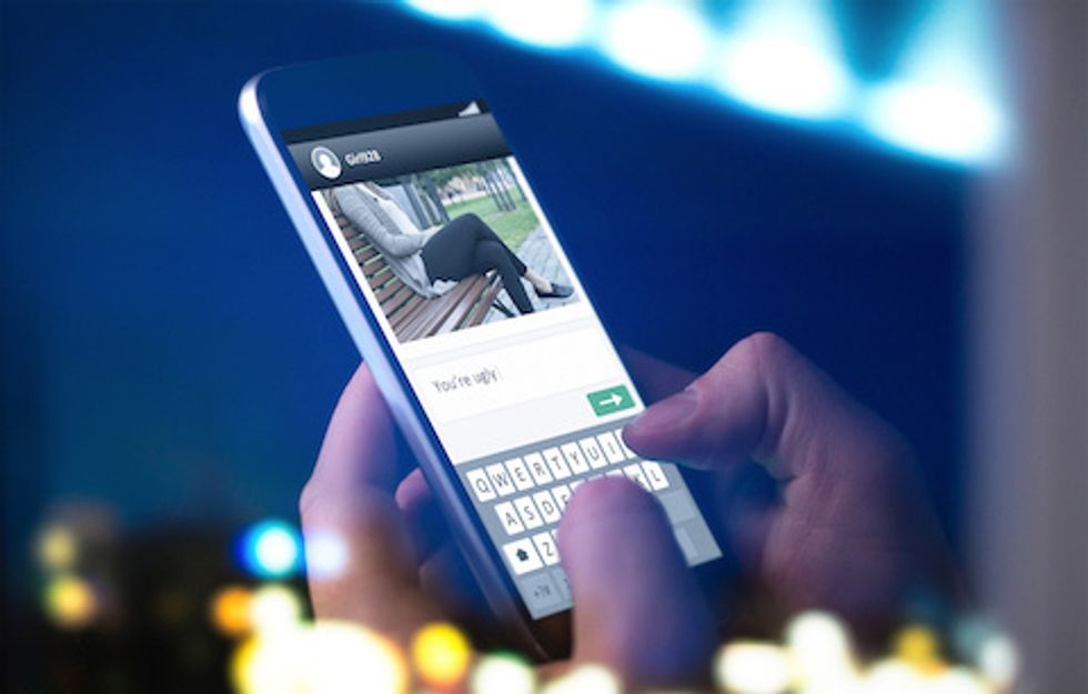 Person sending mean comment to picture online