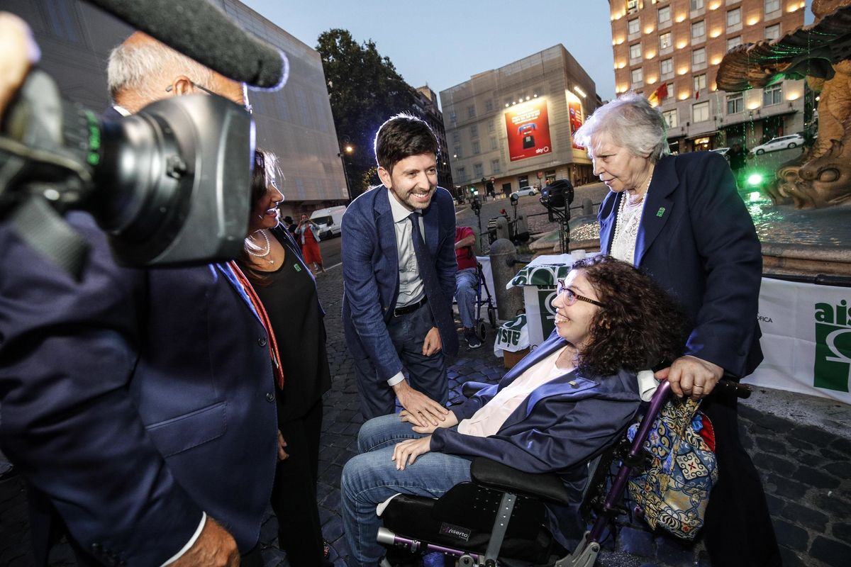 Il saccheggio del sistema sanitario. In 10 anni prosciugati 37 miliardi