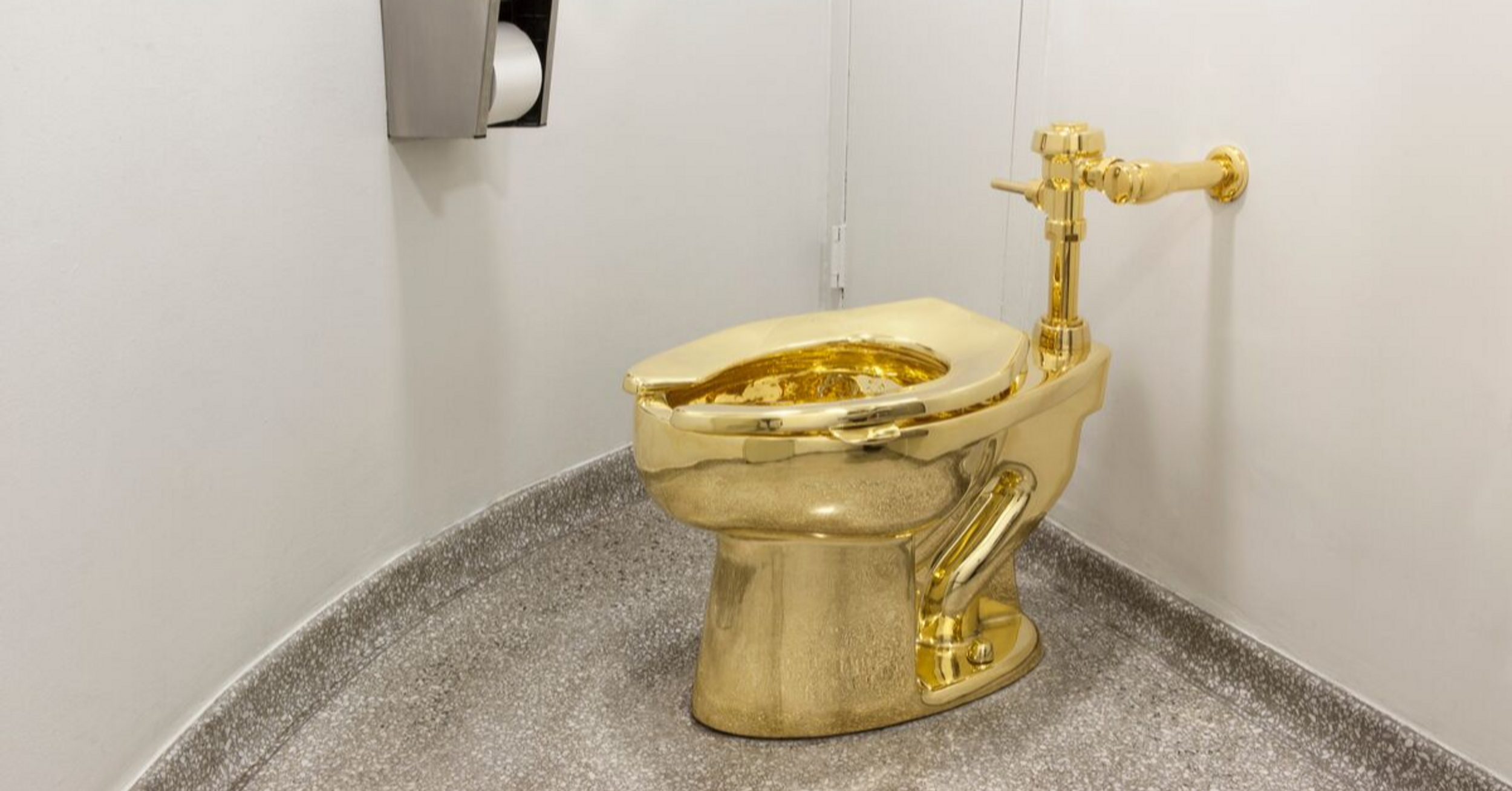 Police On The Hunt For Solid Gold Toilet After It Was Stolen From Winston Churchill's Birthplace