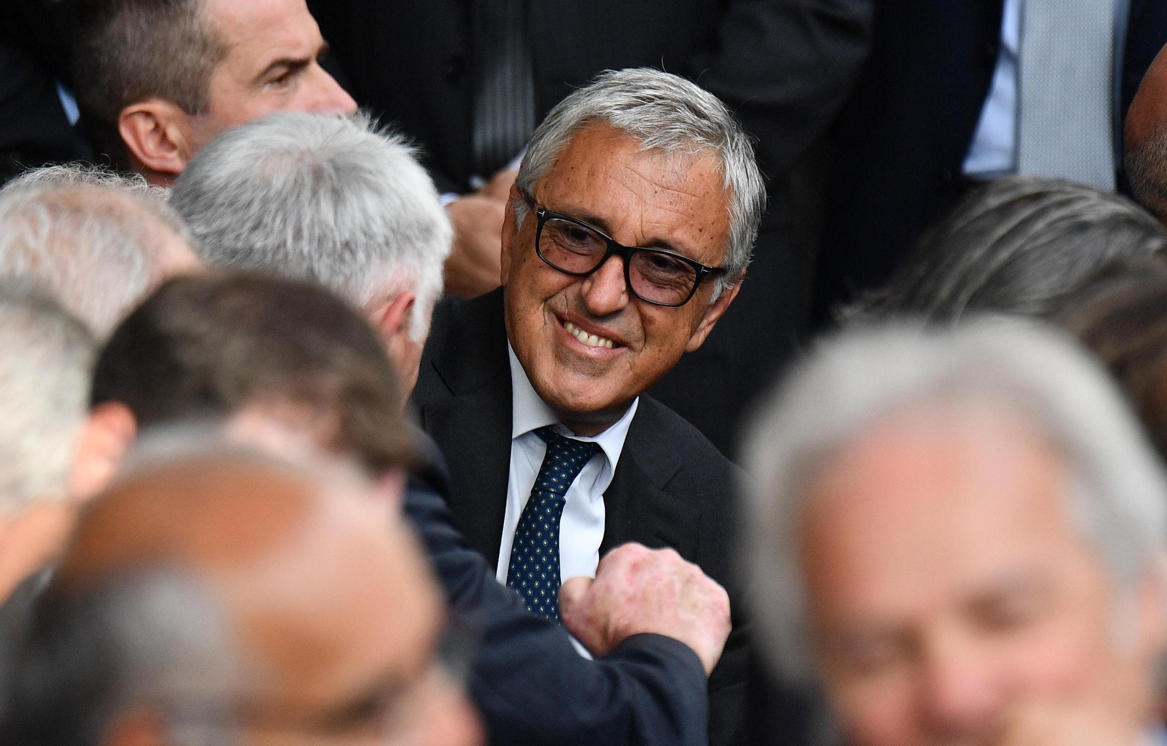 Castellucci quasi silurato tratta sul prezzo