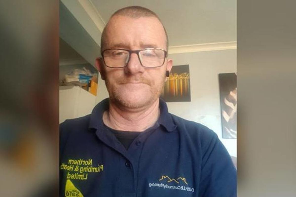 After going viral for helping a 91-year-old, this humble plumber now exclusively serves the elderly and disabled