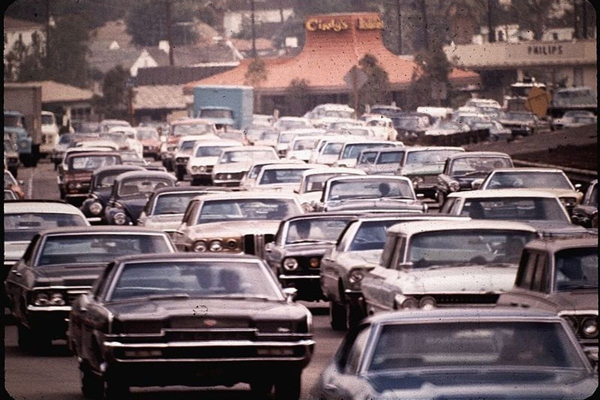 Trump To MAKE CALIFORNIA SMOGGY AGAIN!